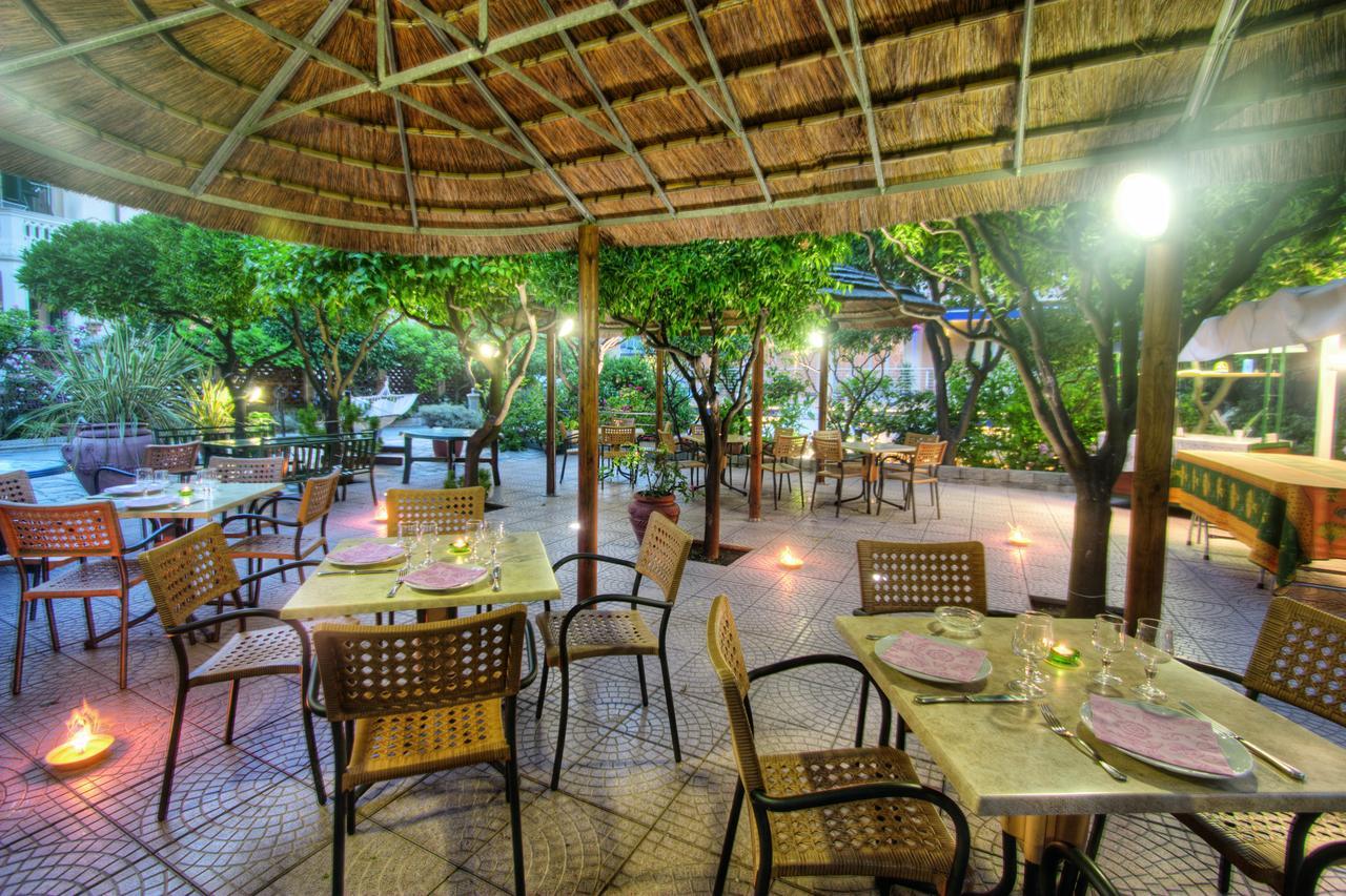 Hotel Villa Delibera 瓦拉泽 外观 照片