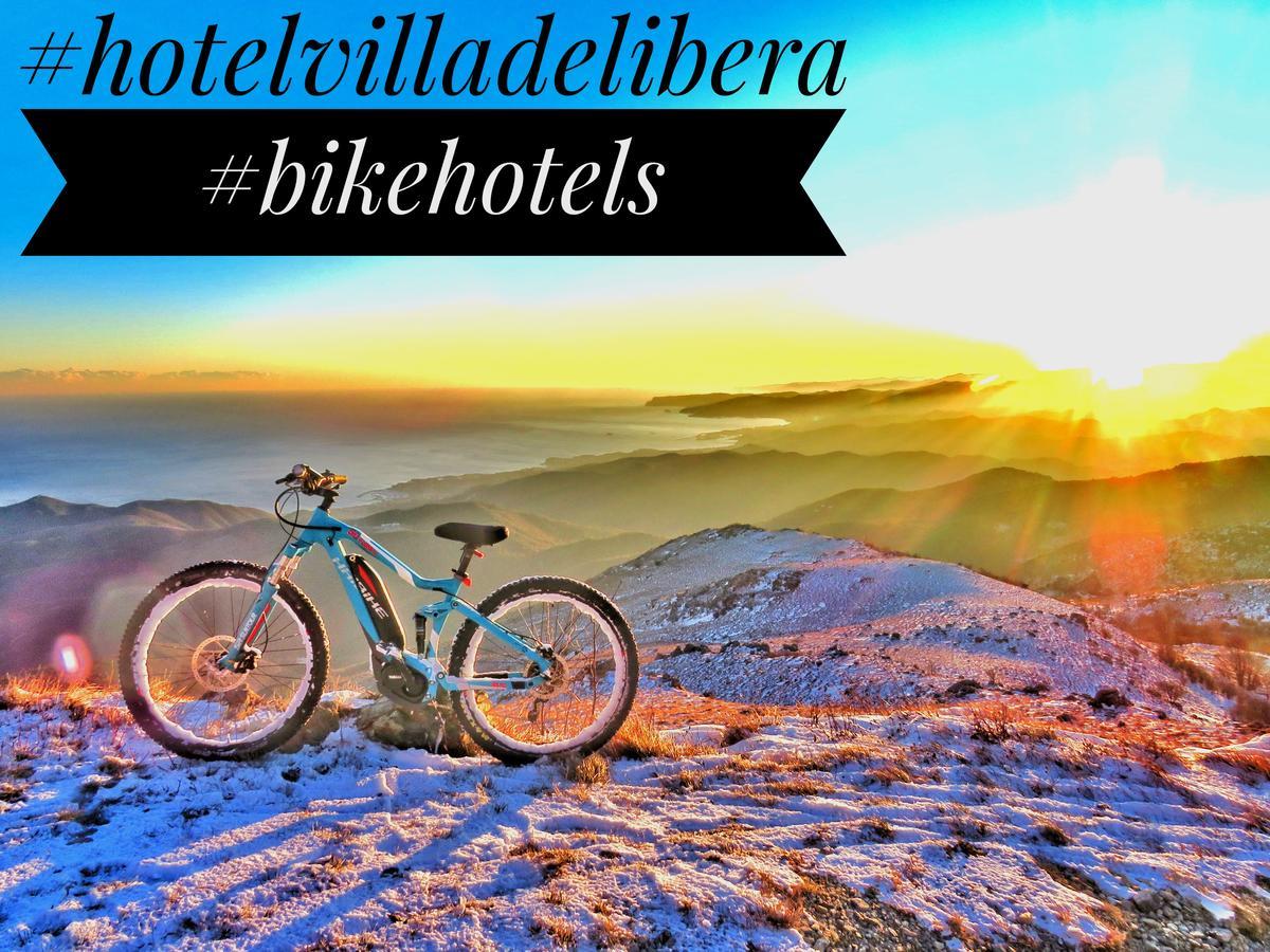Hotel Villa Delibera 瓦拉泽 外观 照片